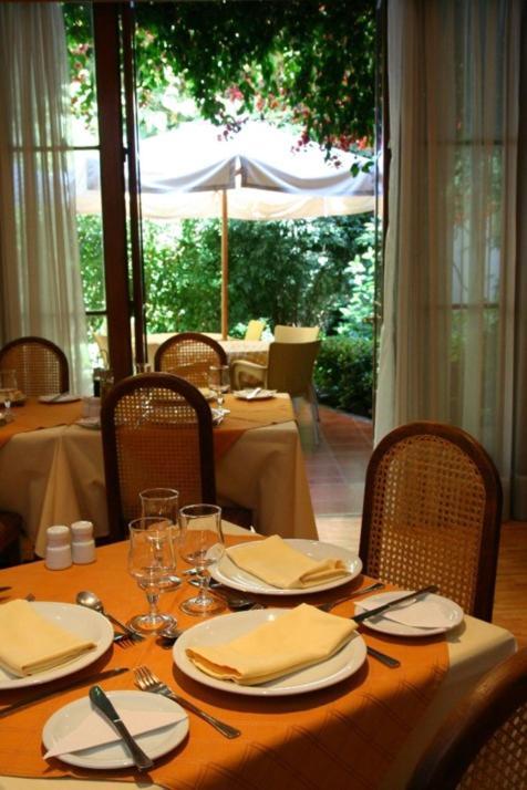 Hotel Presidente Сантьяго Экстерьер фото